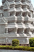 Phnom Penh - Silver Pagoda compound, king Norodom Stupa 